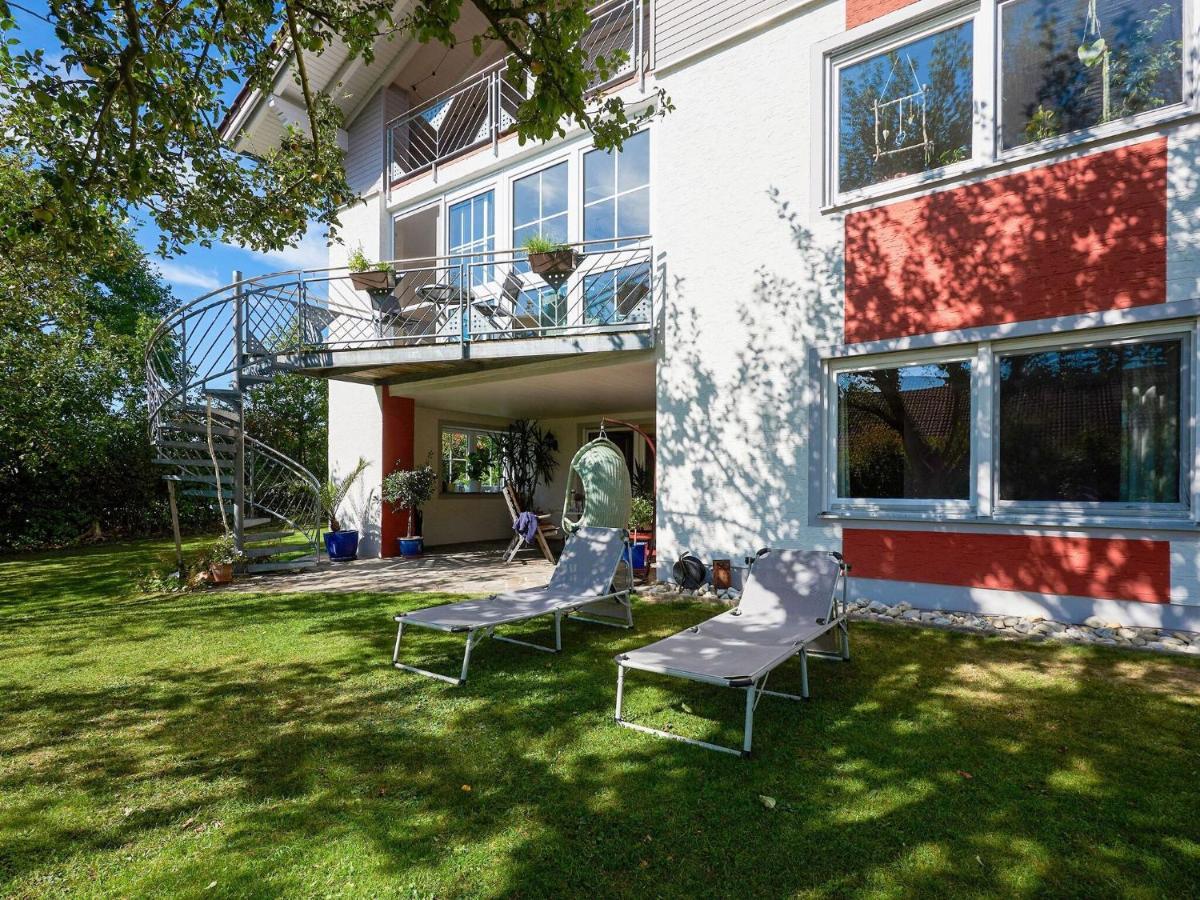 Nice Flat With Sauna Covered Terrace Garden And Tree House For Children Zandt Bagian luar foto