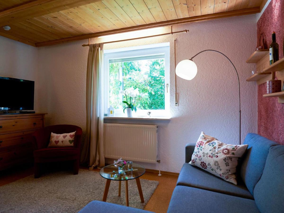 Nice Flat With Sauna Covered Terrace Garden And Tree House For Children Zandt Bagian luar foto