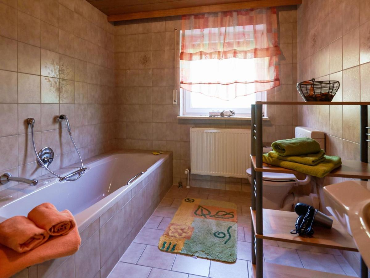 Nice Flat With Sauna Covered Terrace Garden And Tree House For Children Zandt Bagian luar foto